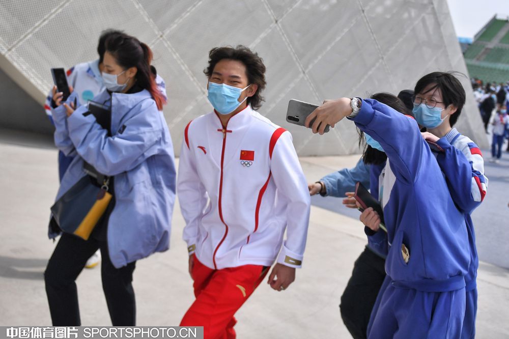 W_39079887_22041315_alj.jpg W_39079887_22041315_alj.jpg