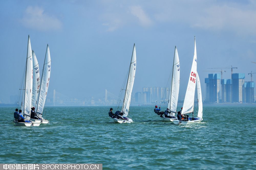 W_10425251_18122119_jjr.jpg W_10425251_18122119_jjr.jpg