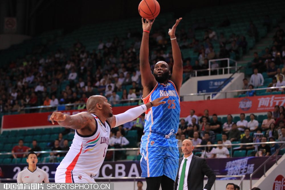 W_14416306_18103122_gx.jpg W_14416306_18103122_gx.jpg