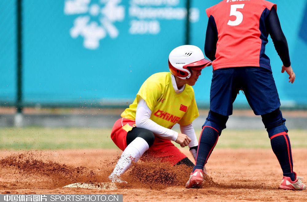 0122-垒球.jpg 0122-垒球.jpg