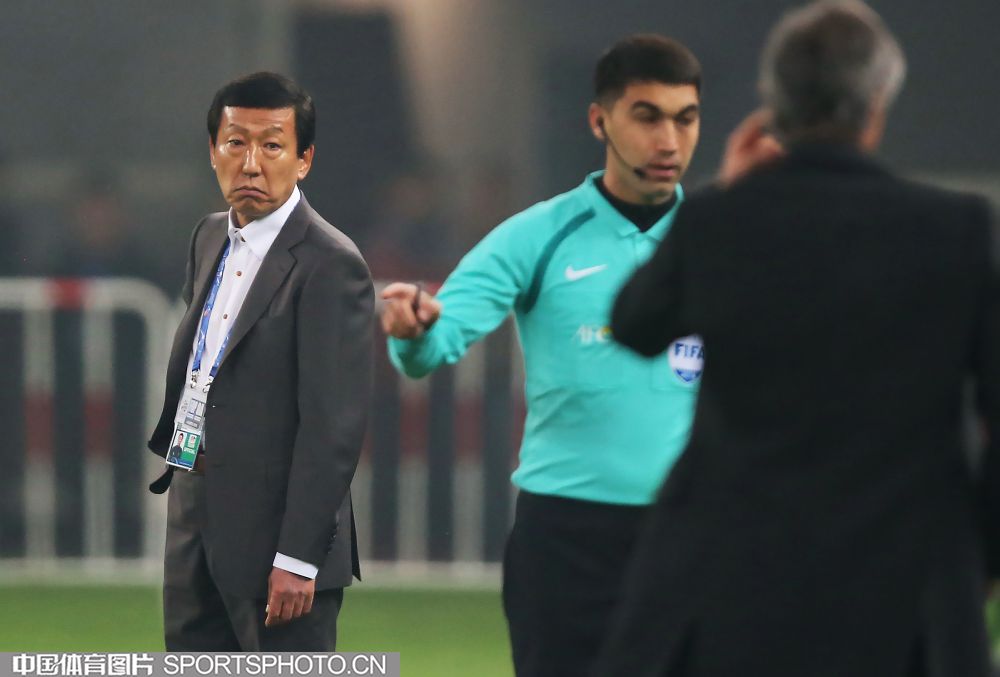 W_23291715_18031423_s.jpg W_23291715_18031423_s.jpg