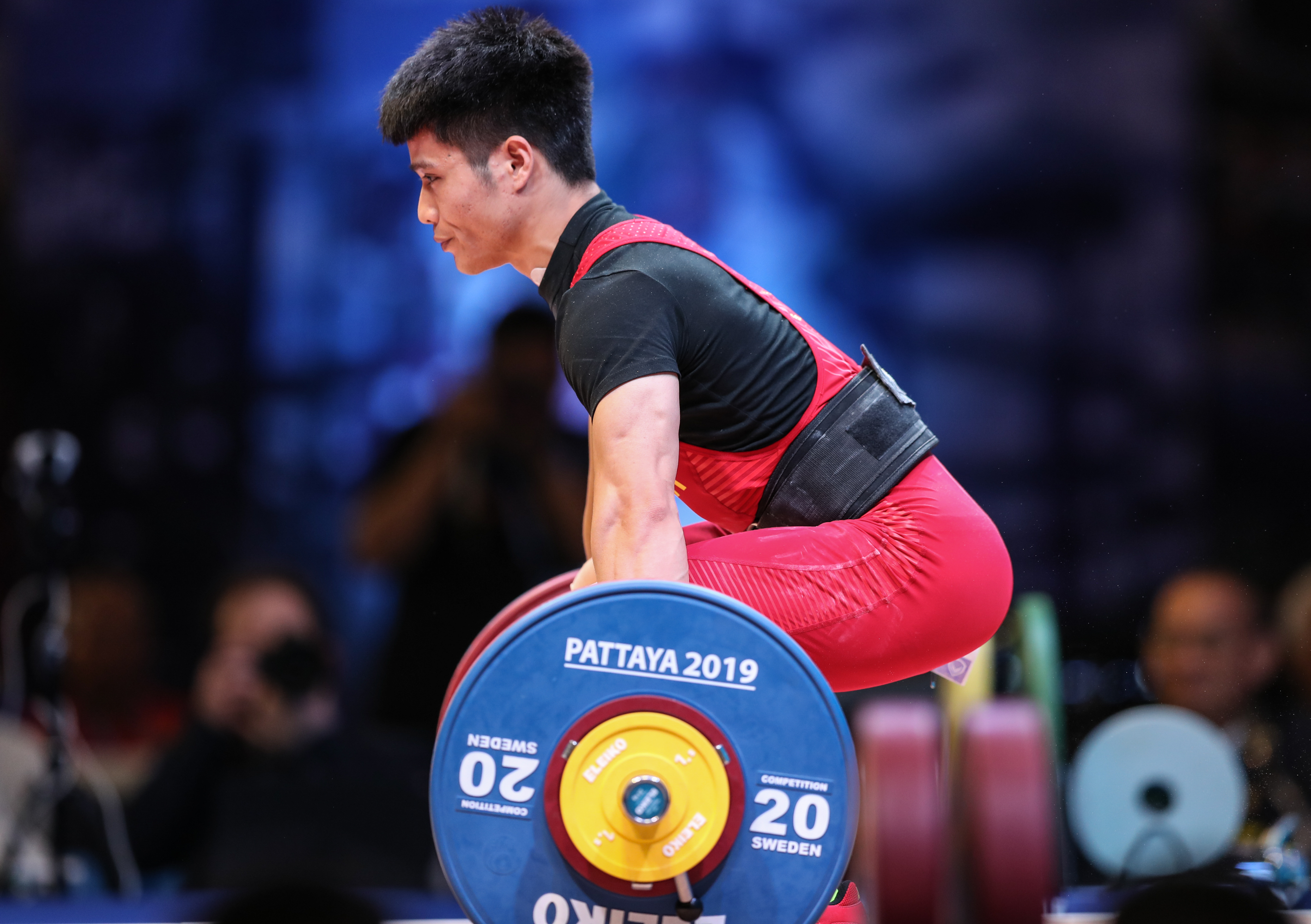 1018-举重1.jpg 1018-举重1.jpg