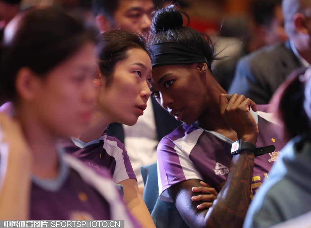 W_24405064_19102819_s.jpg W_24405064_19102819_s.jpg