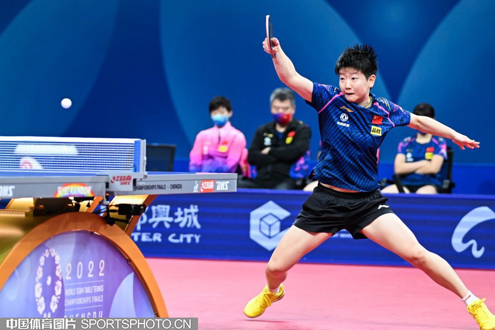 W_25012788_22100317_by.jpg W_25012788_22100317_by.jpg