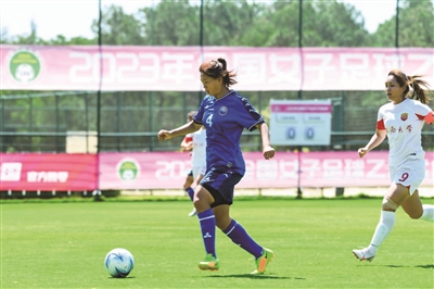 zgtyb0605004_006_01_b.jpg zgtyb0605004_006_01_b.jpg