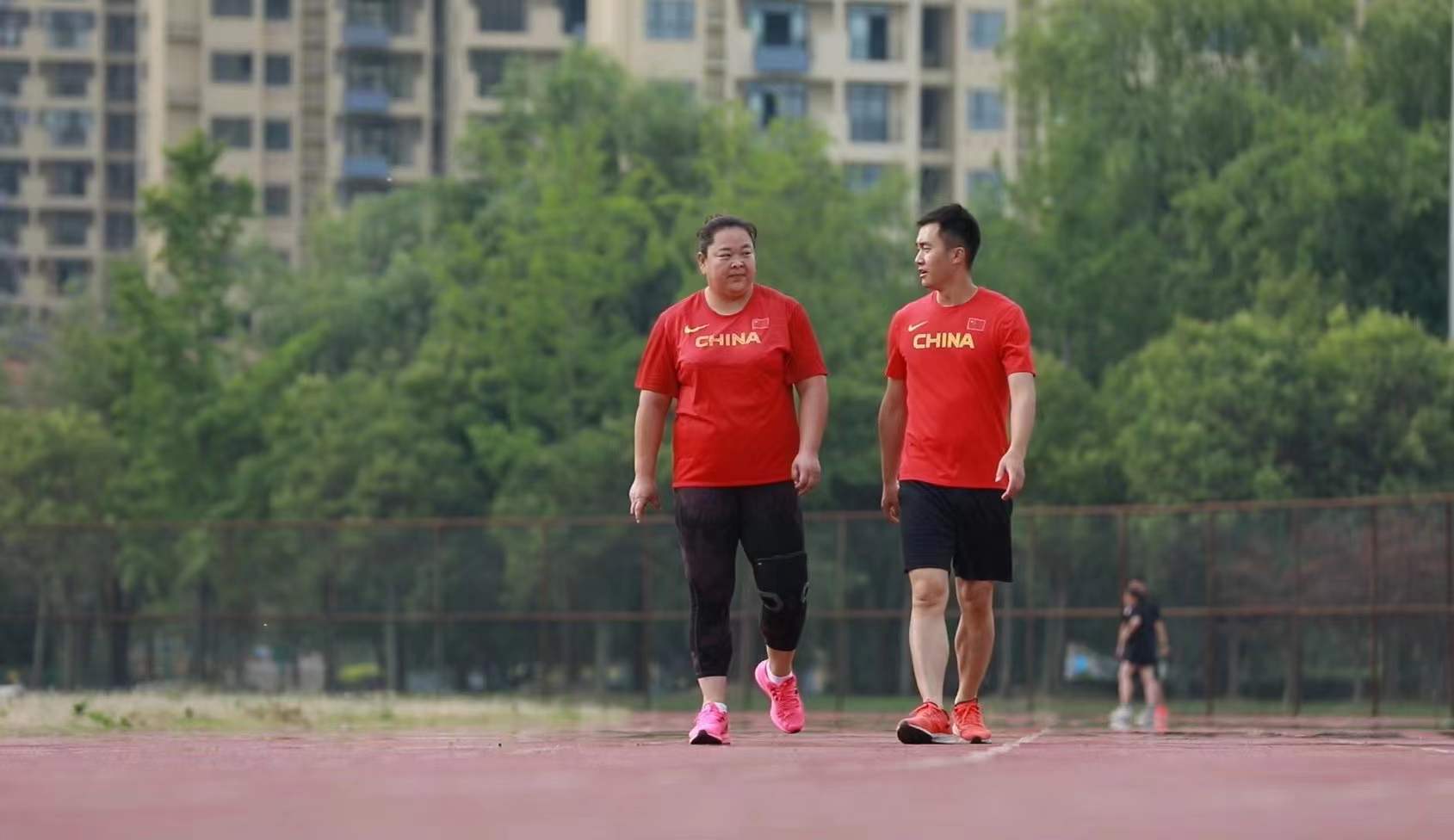 0311-队医1.jpg 0311-队医1.jpg