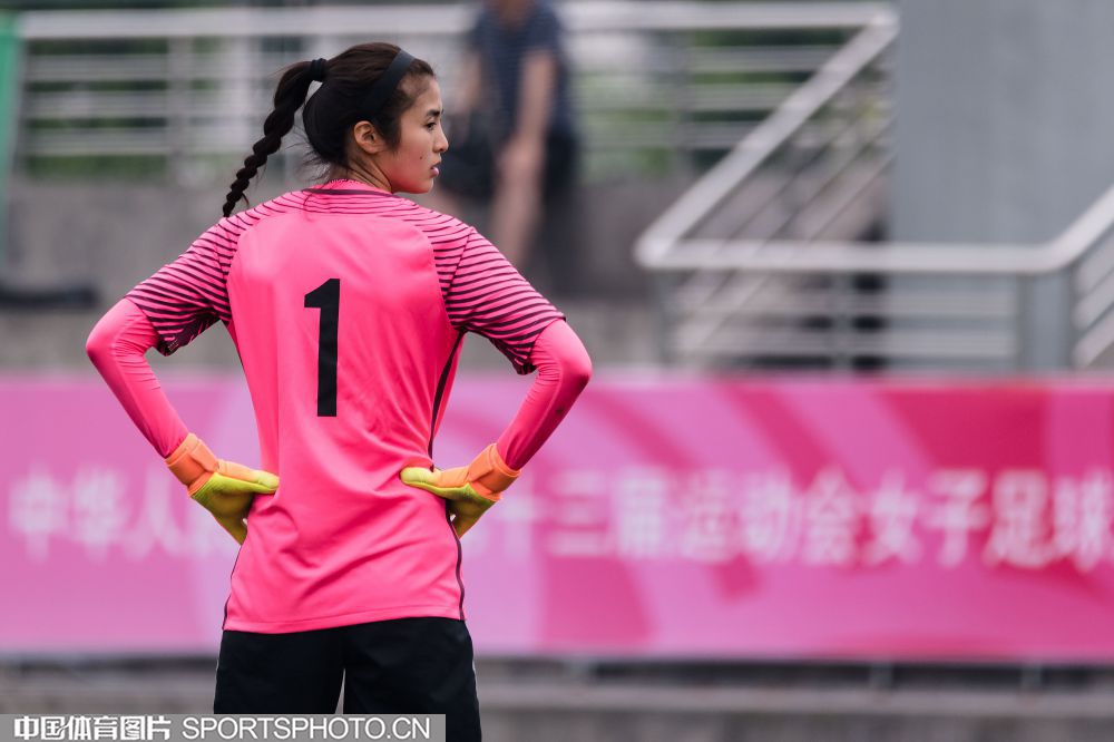 W_6115415_17051023_gm.jpg W_6115415_17051023_gm.jpg