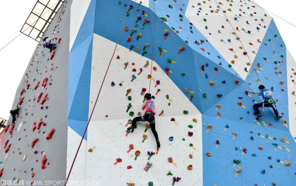1012-攀岩3.jpg