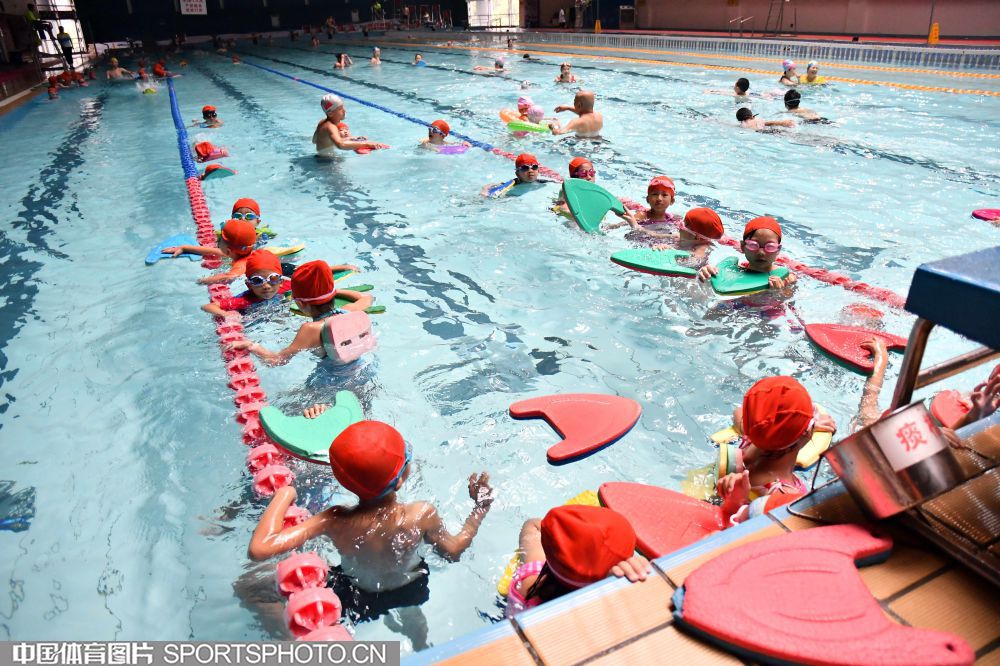 0219-学生2.jpg 0219-学生2.jpg