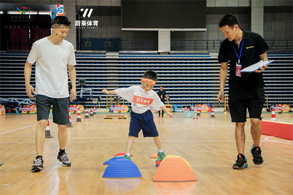 川少年2.jpg 川少年2.jpg