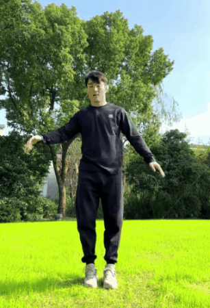 齐广璞热身14.gif