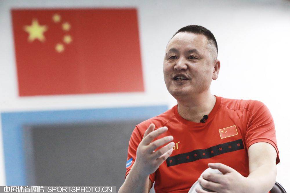 W_2253328_19040414_l.jpg W_2253328_19040414_l.jpg