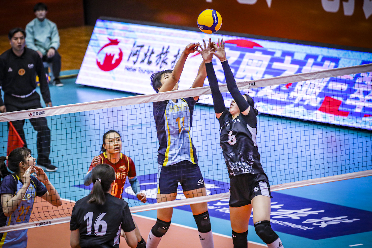 0428-女排.jpg 0428-女排.jpg